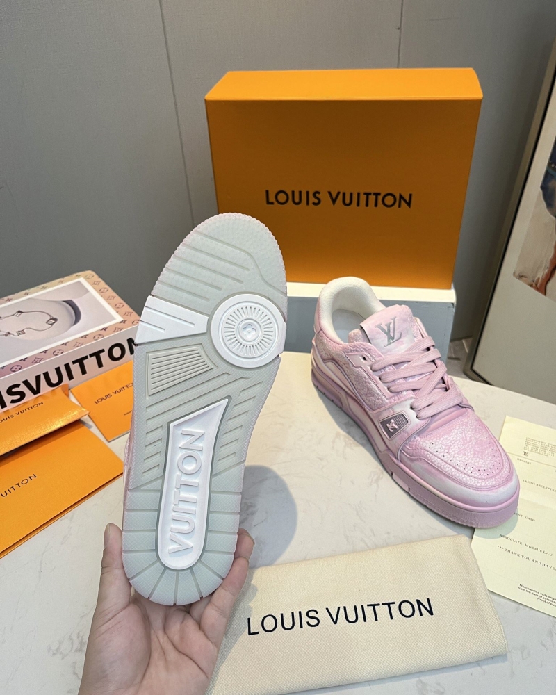 Louis Vuitton Sneakers